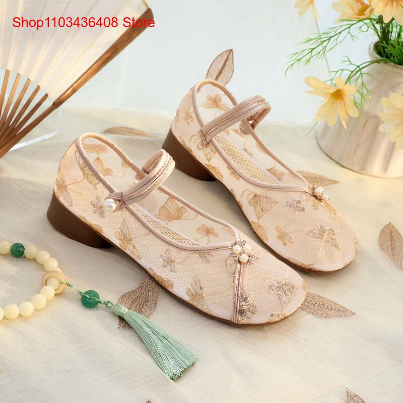 Sepatu Hak Rendah Jaring Baru  - Embroidery Canvas ulasan dan harga