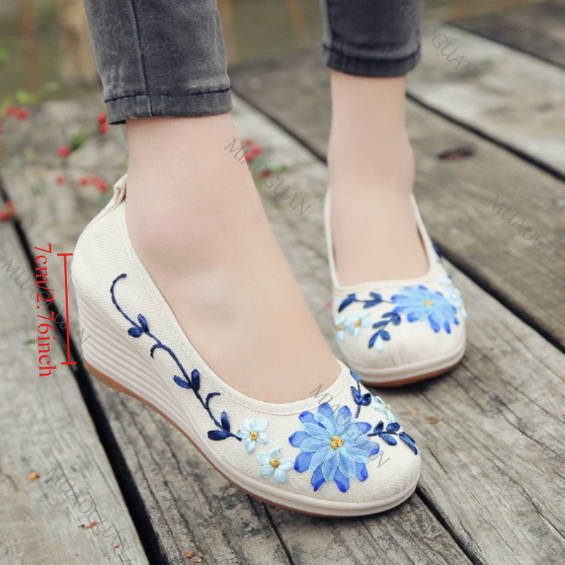 Sepatu Platform Wedge Nyaman W - Embroidery Canvas ulasan dan harga
